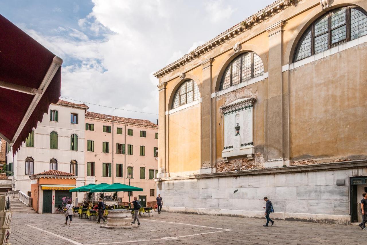 Family Colours Close To @Rialto Mercato Venise Extérieur photo