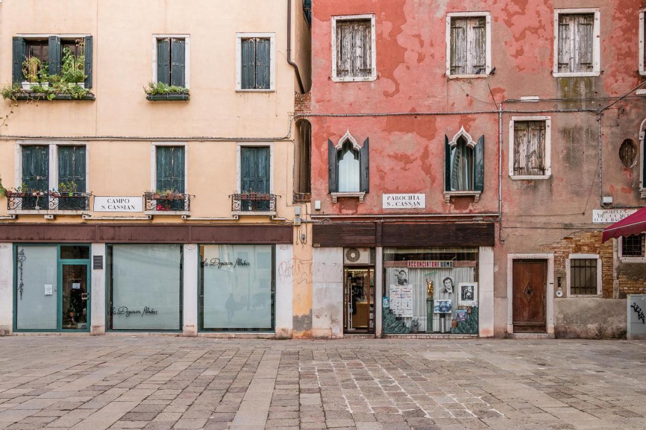 Family Colours Close To @Rialto Mercato Venise Extérieur photo